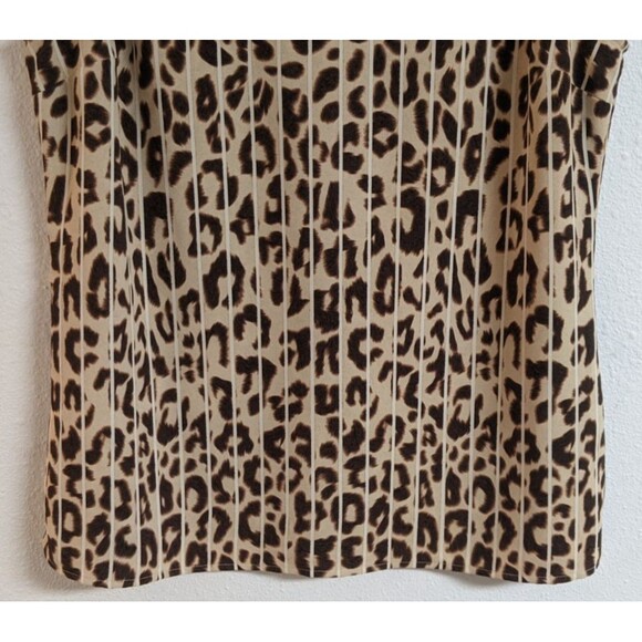 Women's Cabi #3070 Ginger Sleeveless Leopard Print Zip-Back Top Shell SZ Medium - Picture 5 of 10